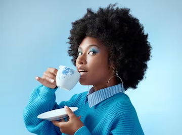 Women drinking tea
